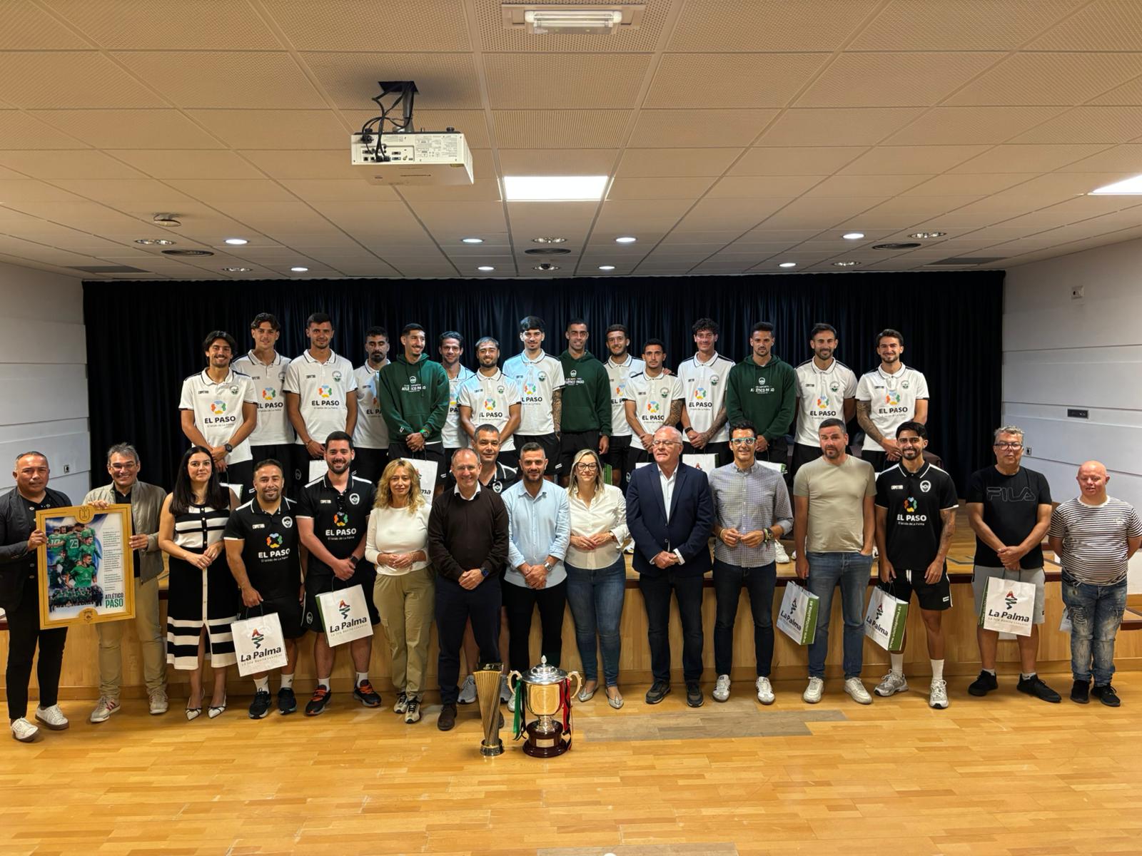 Reconocemos al Atlético Paso tras su ascenso de categoría y campeonato de la Copa Heliodoro