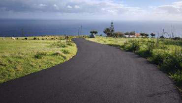 Repavimentación del acceso a Juan Adalid. 