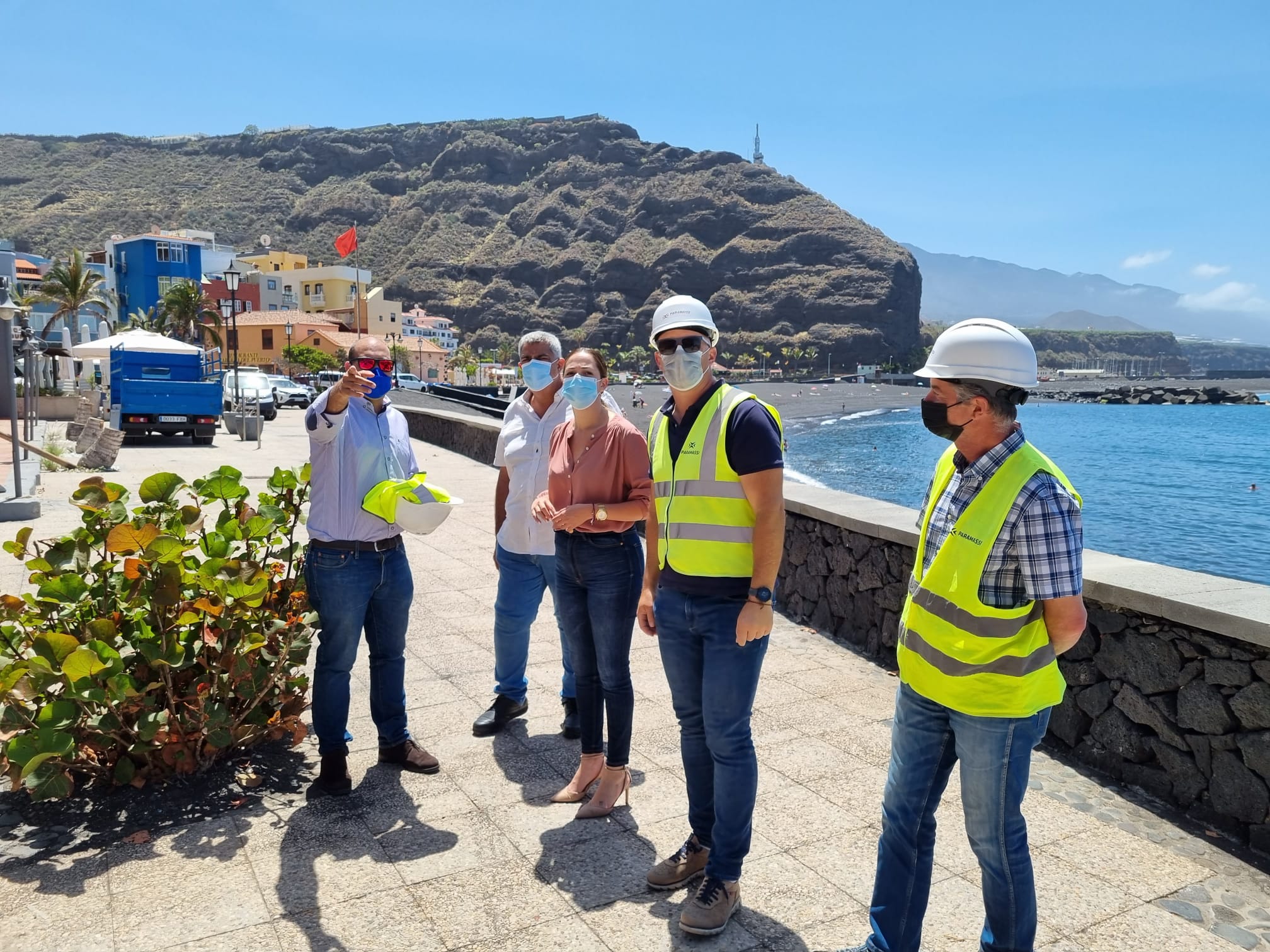 El Paseo Marítimo del Puerto de Tazacorte recobra la normalidad tras mejorar la seguridad de la zona afectada por los desprendimientos 