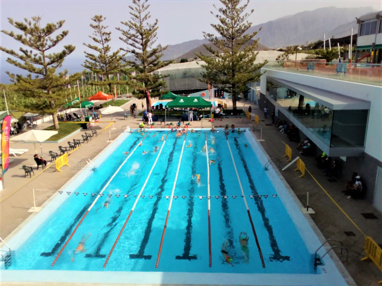 El Cabildo clausura la V Liga Insular de Natación con 110 participantes 