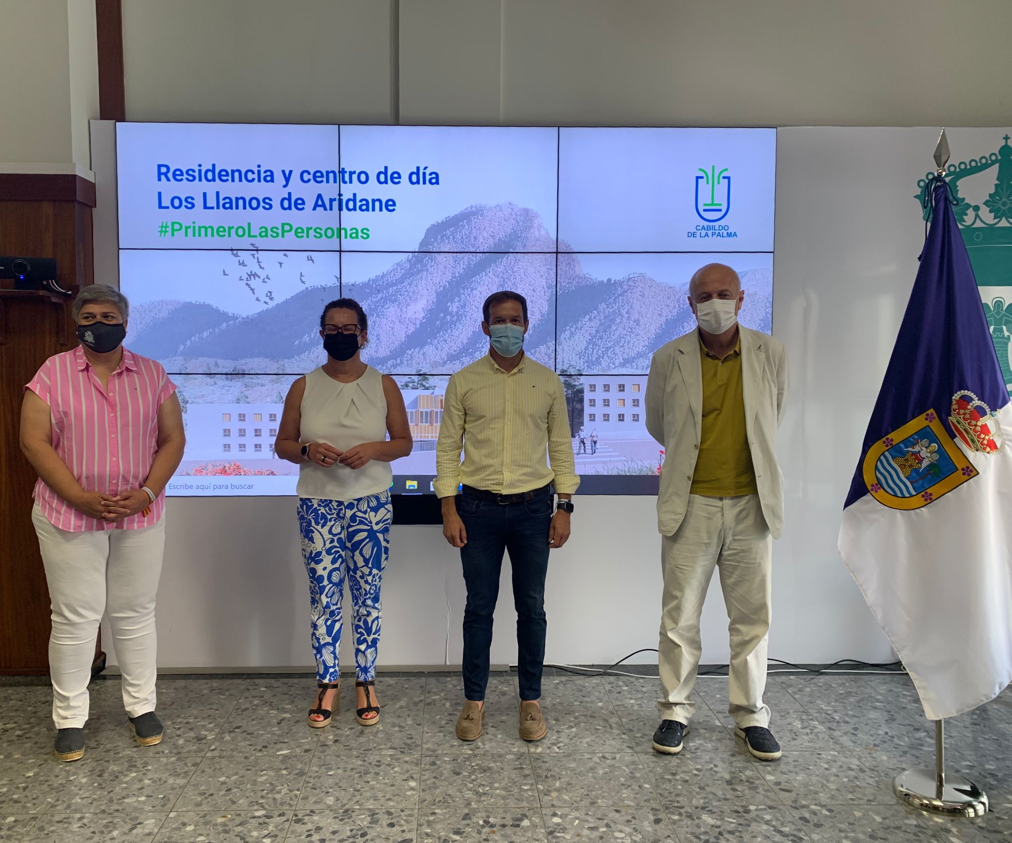 Mariano Zapata califica de ambicioso e innovador el proyecto de la Residencia y Centro de Estancia Diurna en Los Llanos