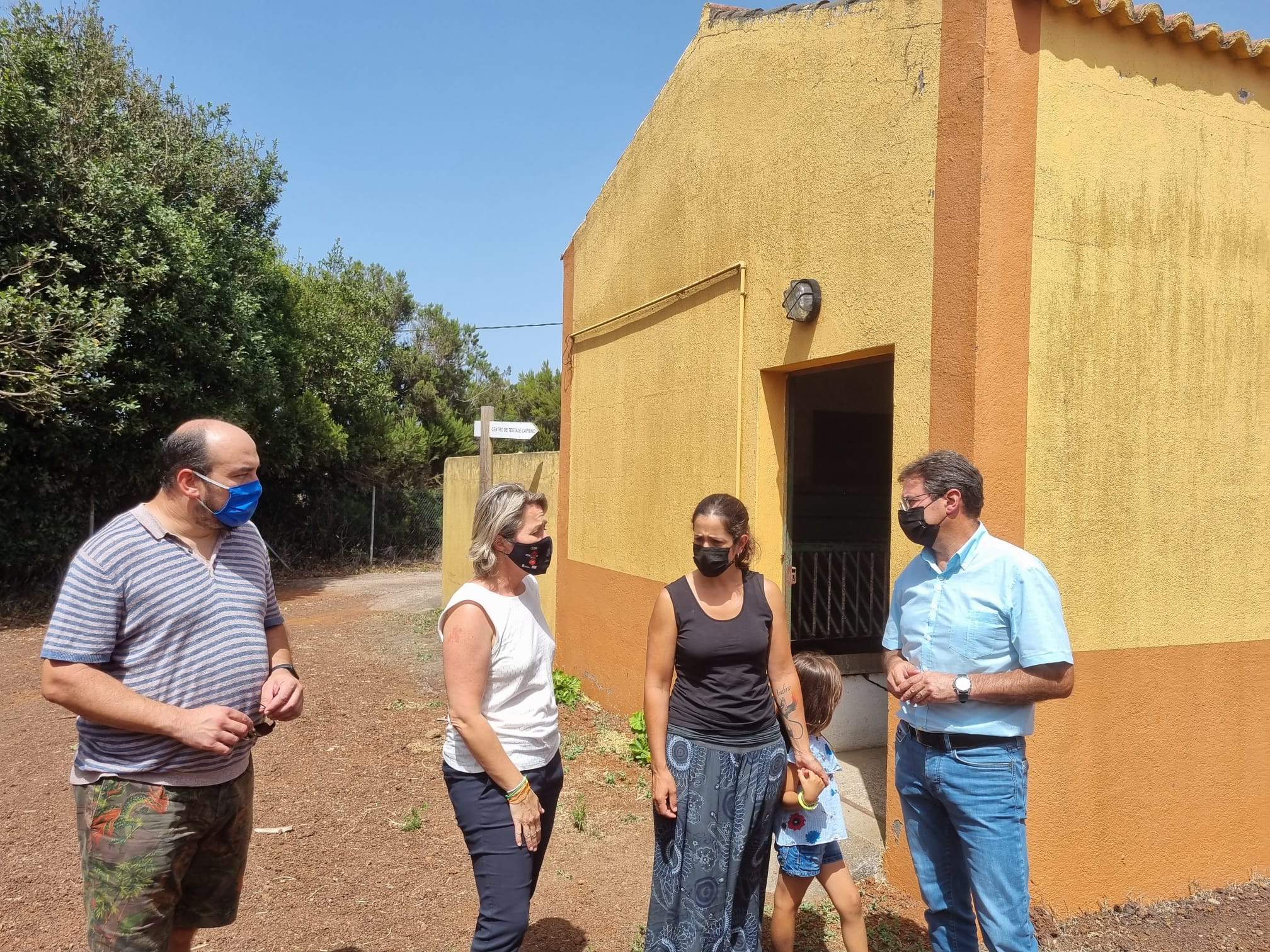 Cabildo y Gobierno de Canarias plantean un centro de recría de cabra palmera en la Finca Experimental de Garafía