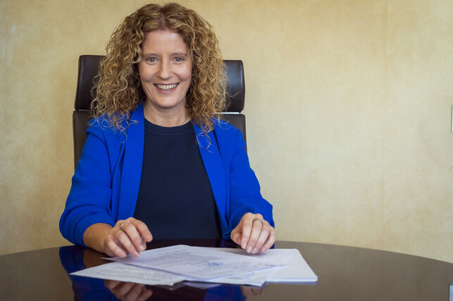 El Cabildo entrega las donaciones a un millar de familias y salvaguarda enseres de más de 250 hogares afectados por el volcán