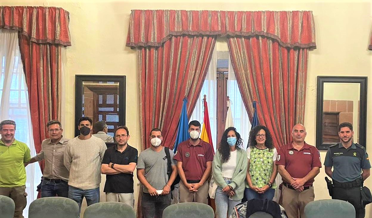 El Cabildo incorpora a seis nuevos agentes de Medio Ambiente para tareas de seguridad en la zona afectada por la erupción volcánica