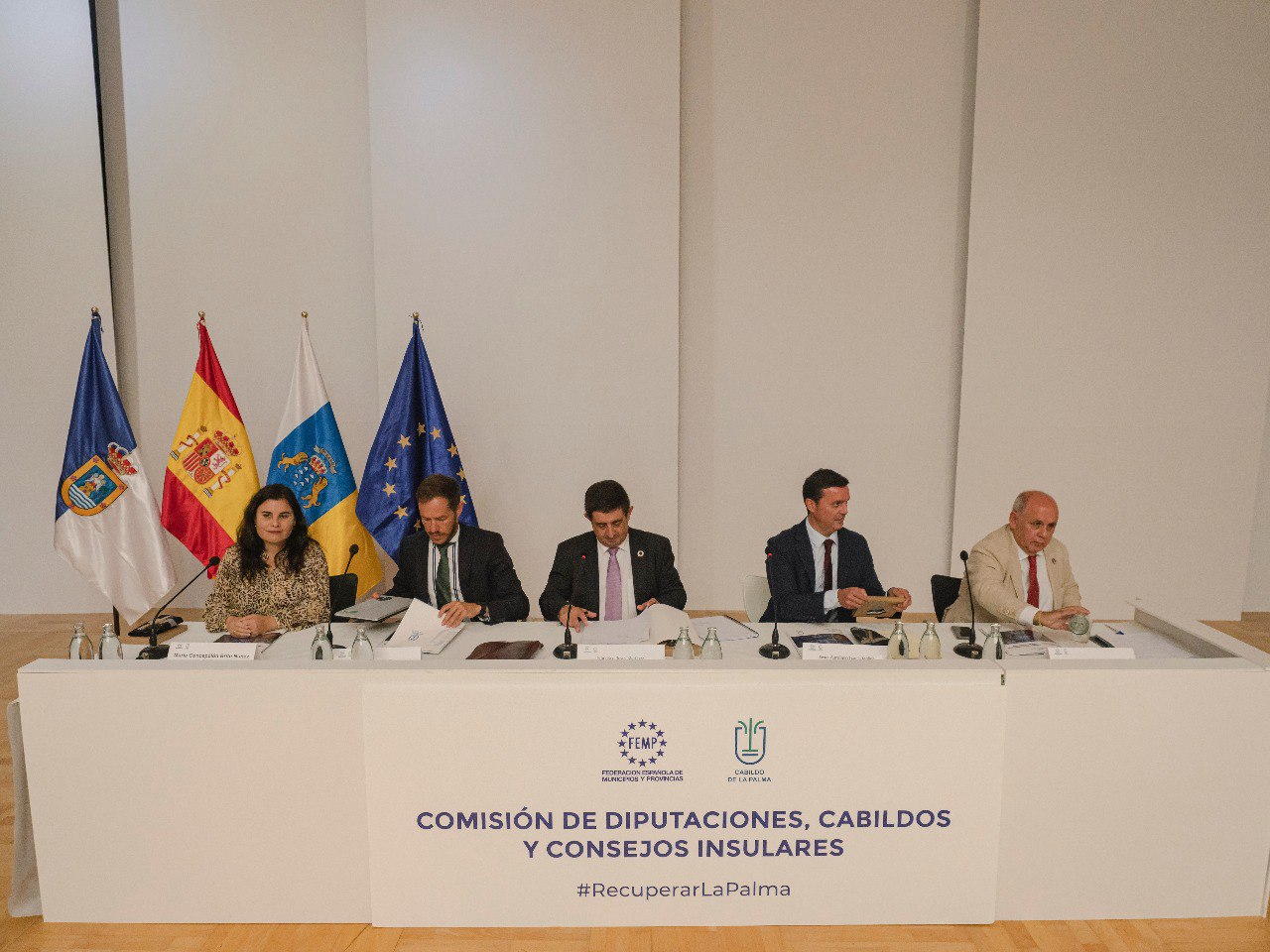 Zapata pone en valor la unidad de las administraciones durante la Comisión de la FEMP