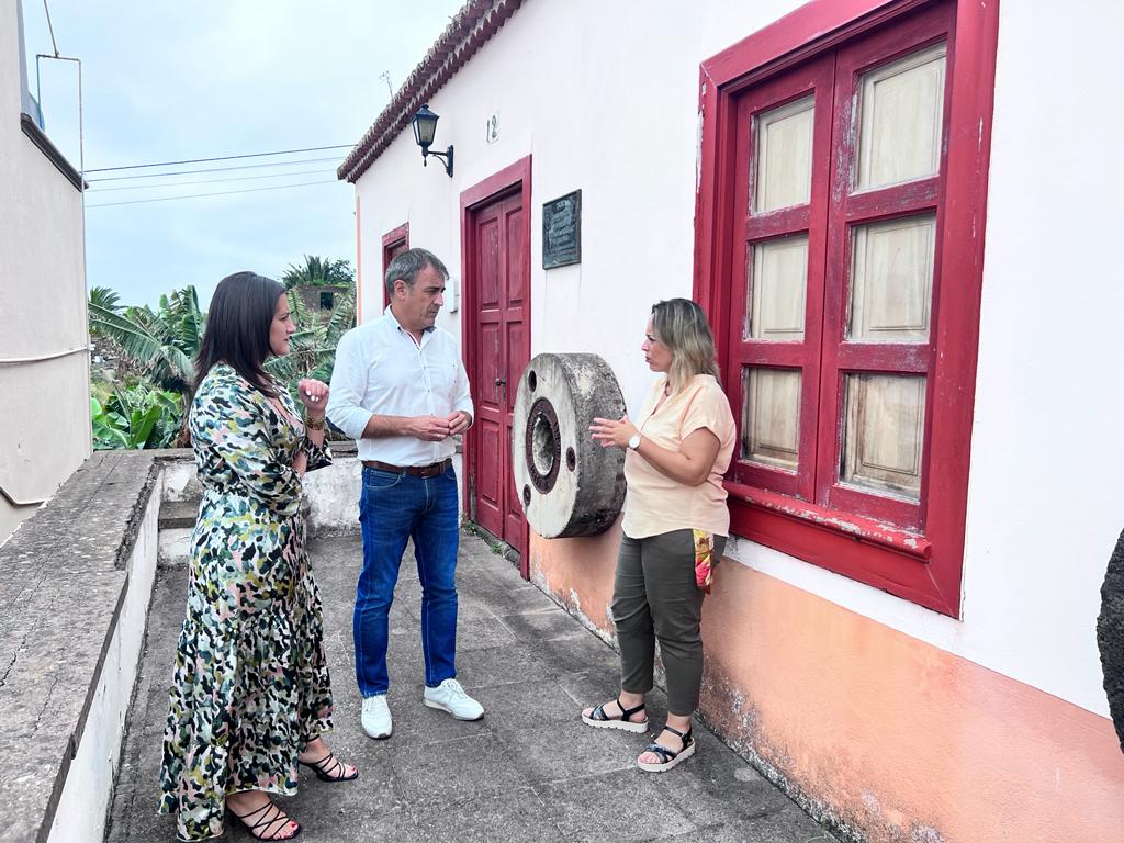 Cabildo y Ayuntamiento de San Andrés y Sauces convertirán el Molino Hidráulico ‘El Regente’ en un centro de interpretación del gofio