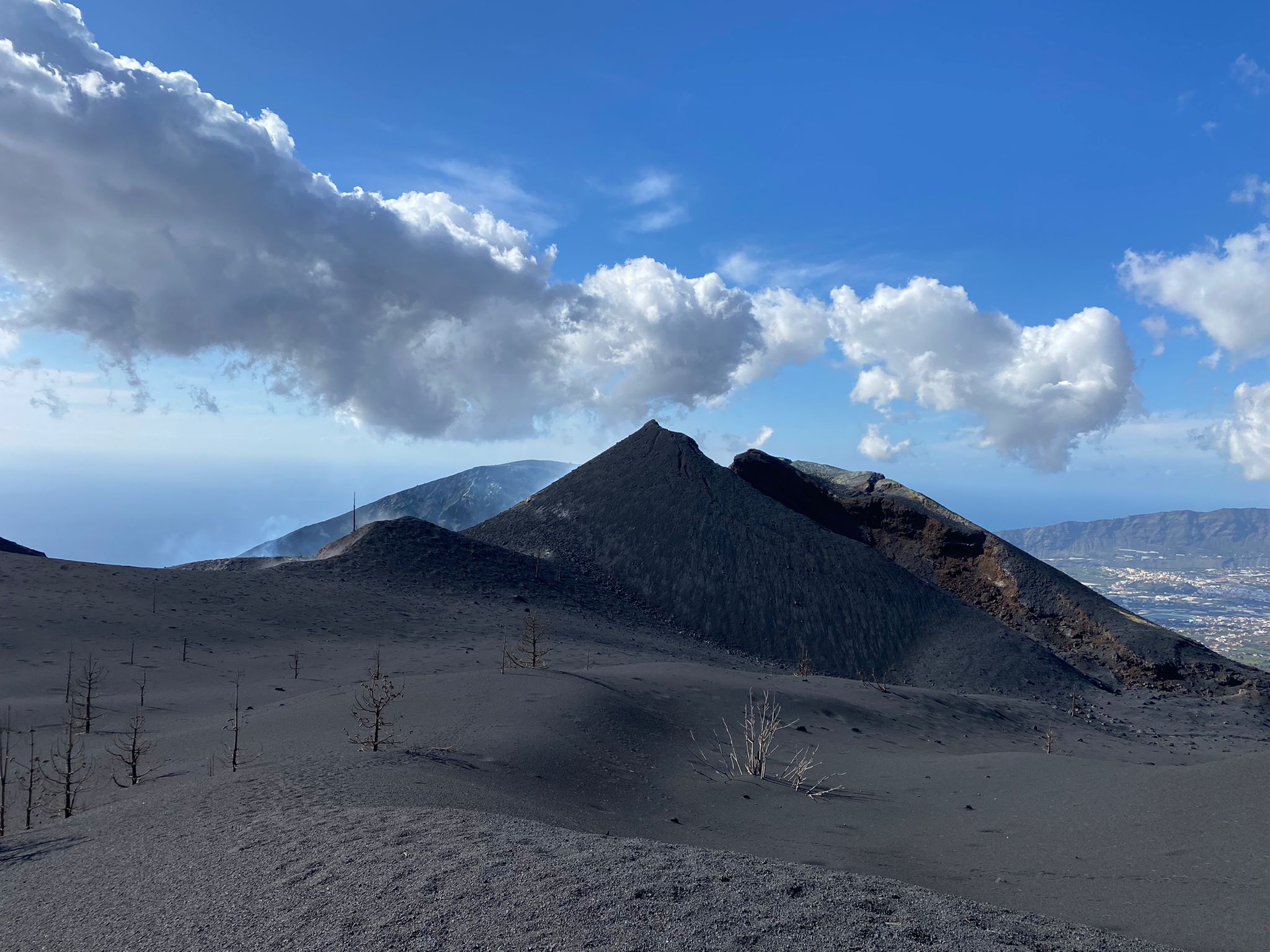 El Cabildo realiza un inventario de infraestructuras en el límite de las coladas
