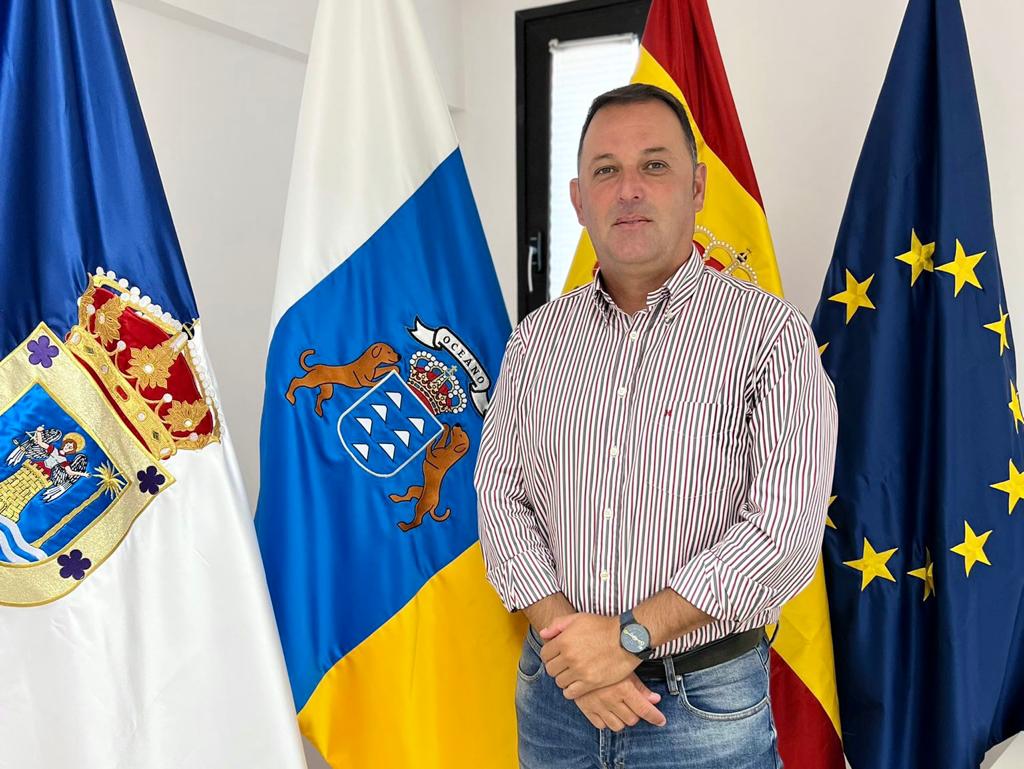 Agricultura colabora con la Asociación de Criadores de Cabras de Raza Palmera en la adquisición de un vehículo