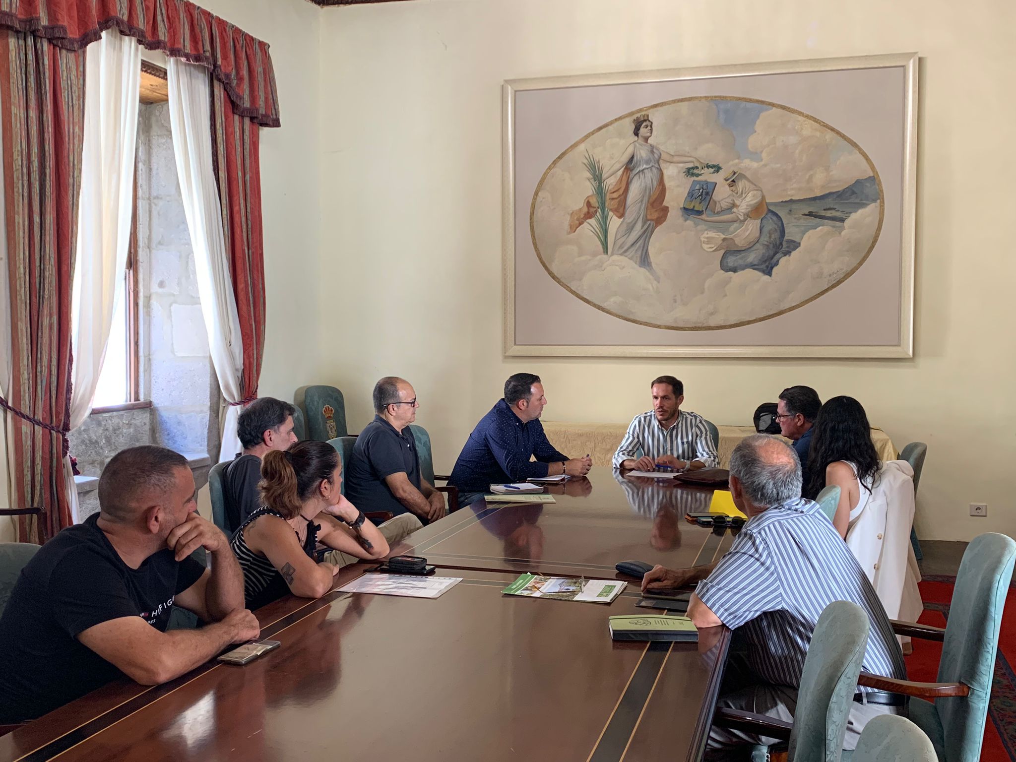 El Cabildo alcanza los 700.000 euros en la subvención extraordinaria para paliar los efectos de la subida del precio de los insumos en la ganadería