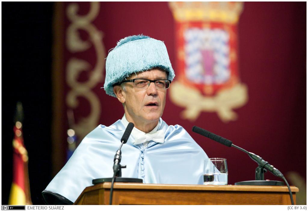 El Cabildo distinguirá como Hijo Predilecto de La Palma al Catedrático Víctor M. Acosta Rodríguez