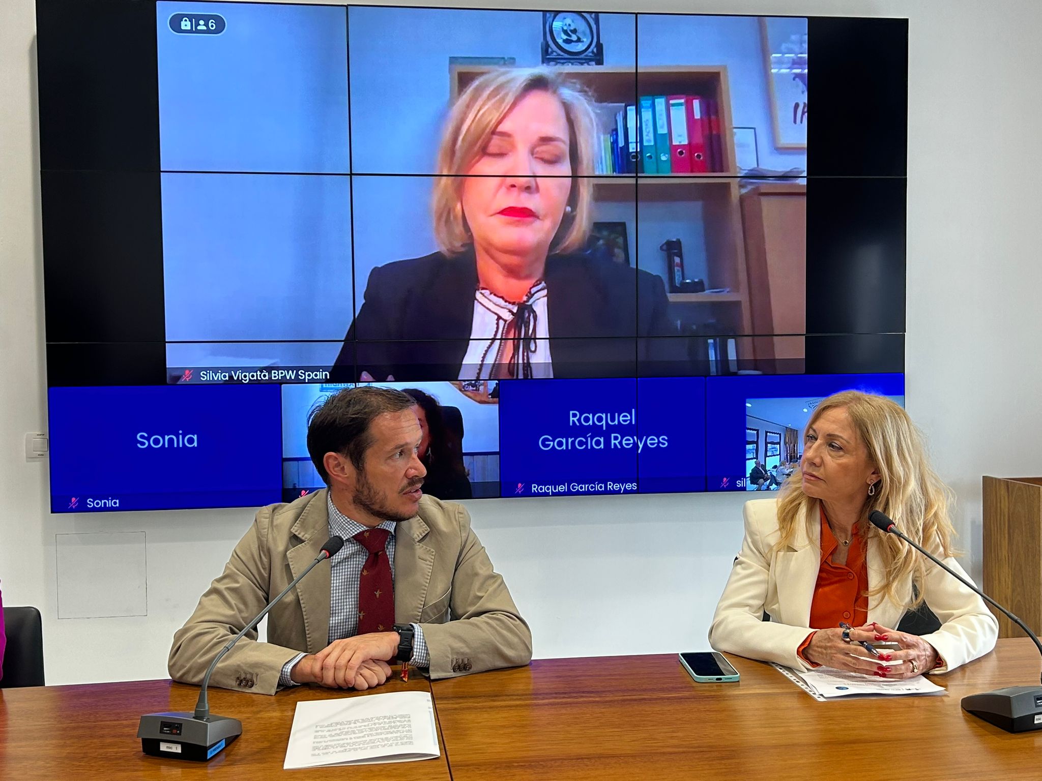 Mariano Zapata recibe la distinción de embajador de la ‘Alianza ODS 18’ por su compromiso con la defensa del cielo