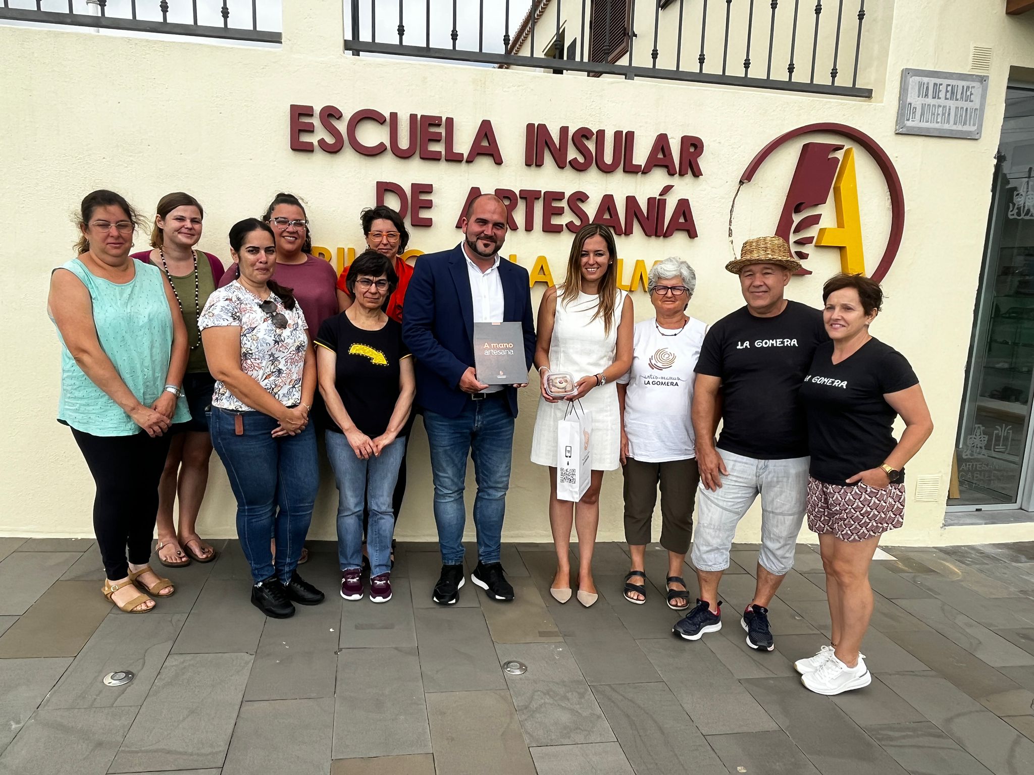 El Cabildo organiza la segunda edición del campus de verano de Artesanía 
