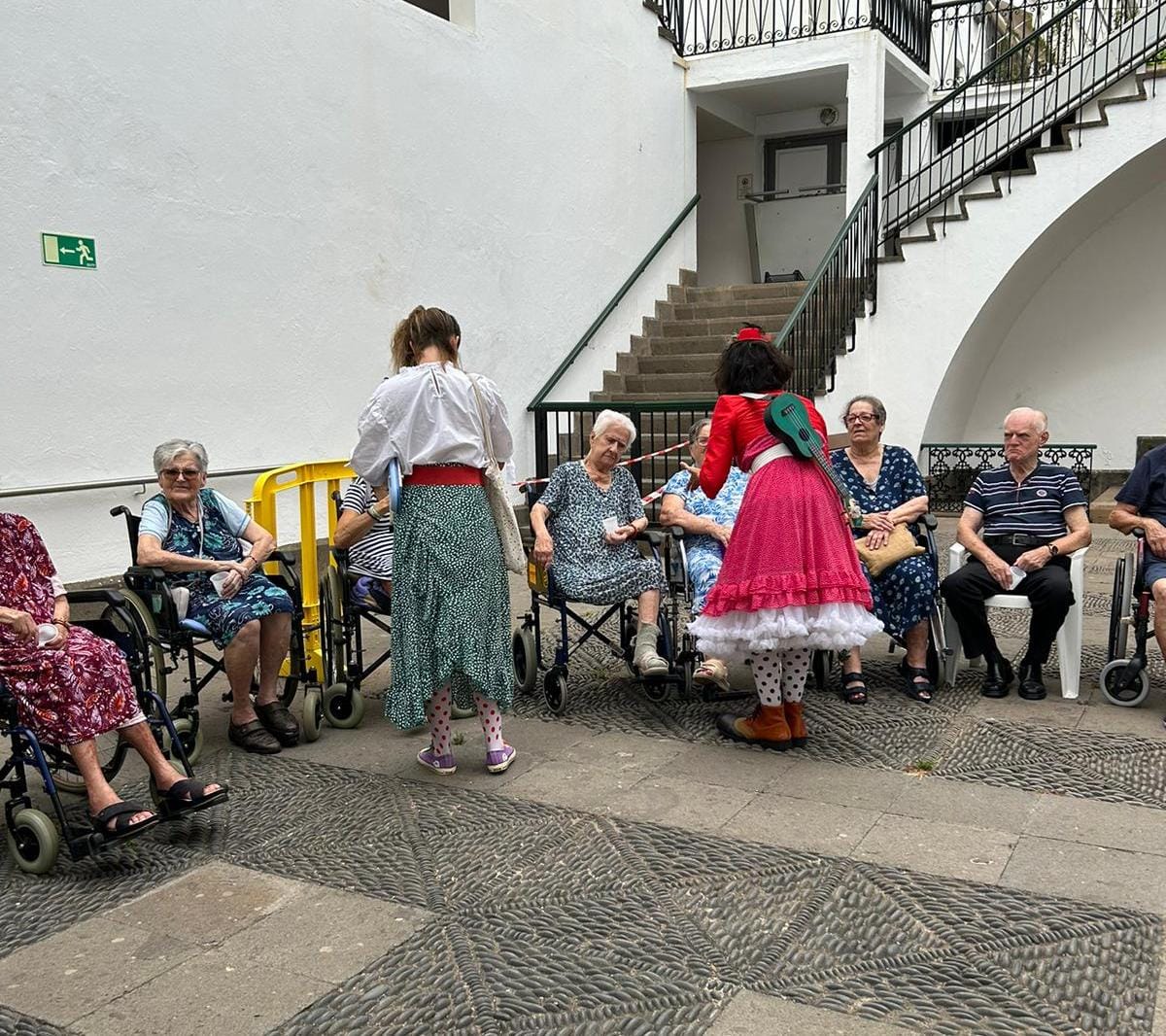 El Hospital de Dolores acoge el proyecto ‘Onironautas’, un homenaje a la vejez