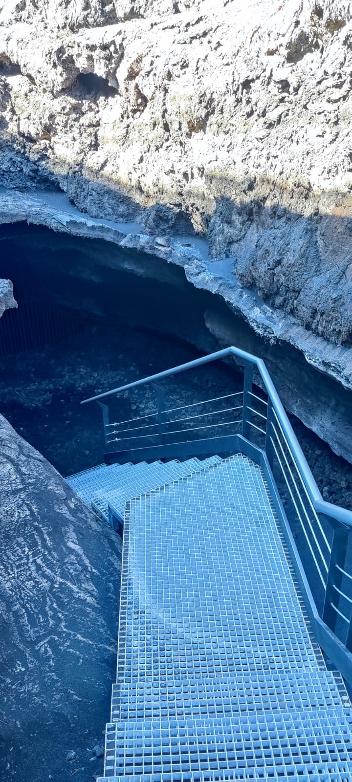 Tubo volcánico Cueva de las Palomas