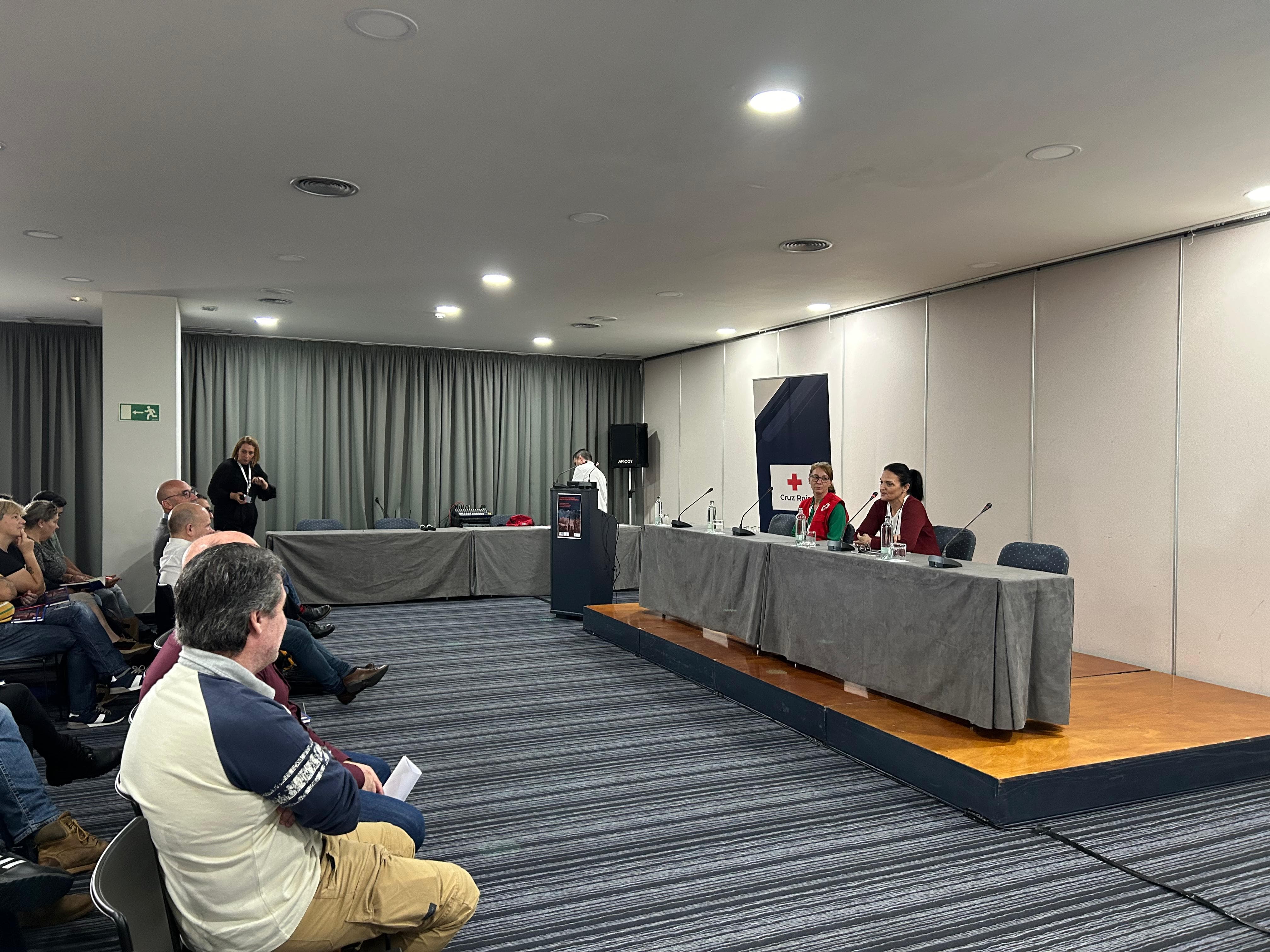 El Cabildo forma a profesionales de emergencias de la Isla en protocolos de actuación  