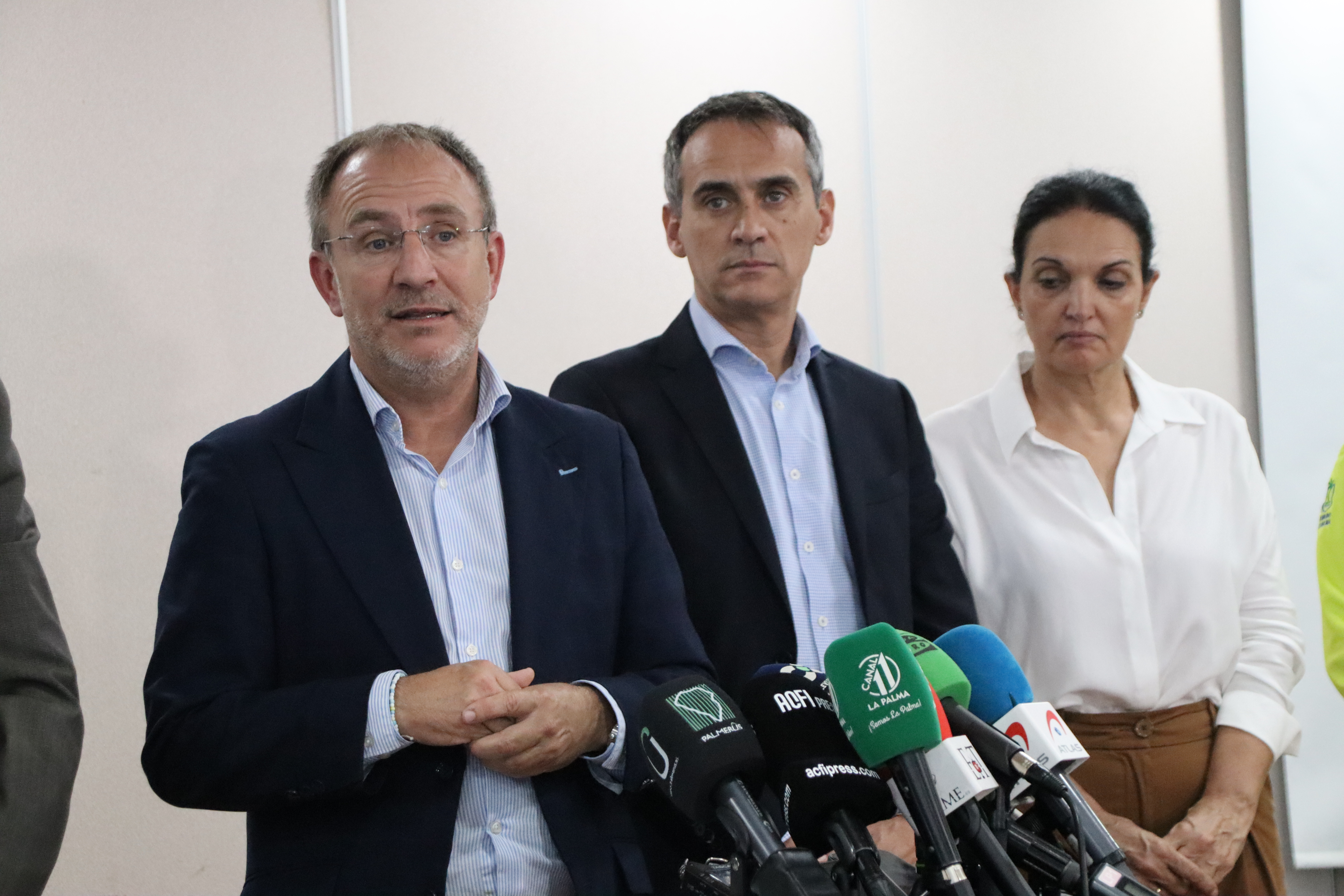 El Cabildo avanza en la apertura de Puerto Naos permitiendo el acceso a 139 viviendas a partir del lunes