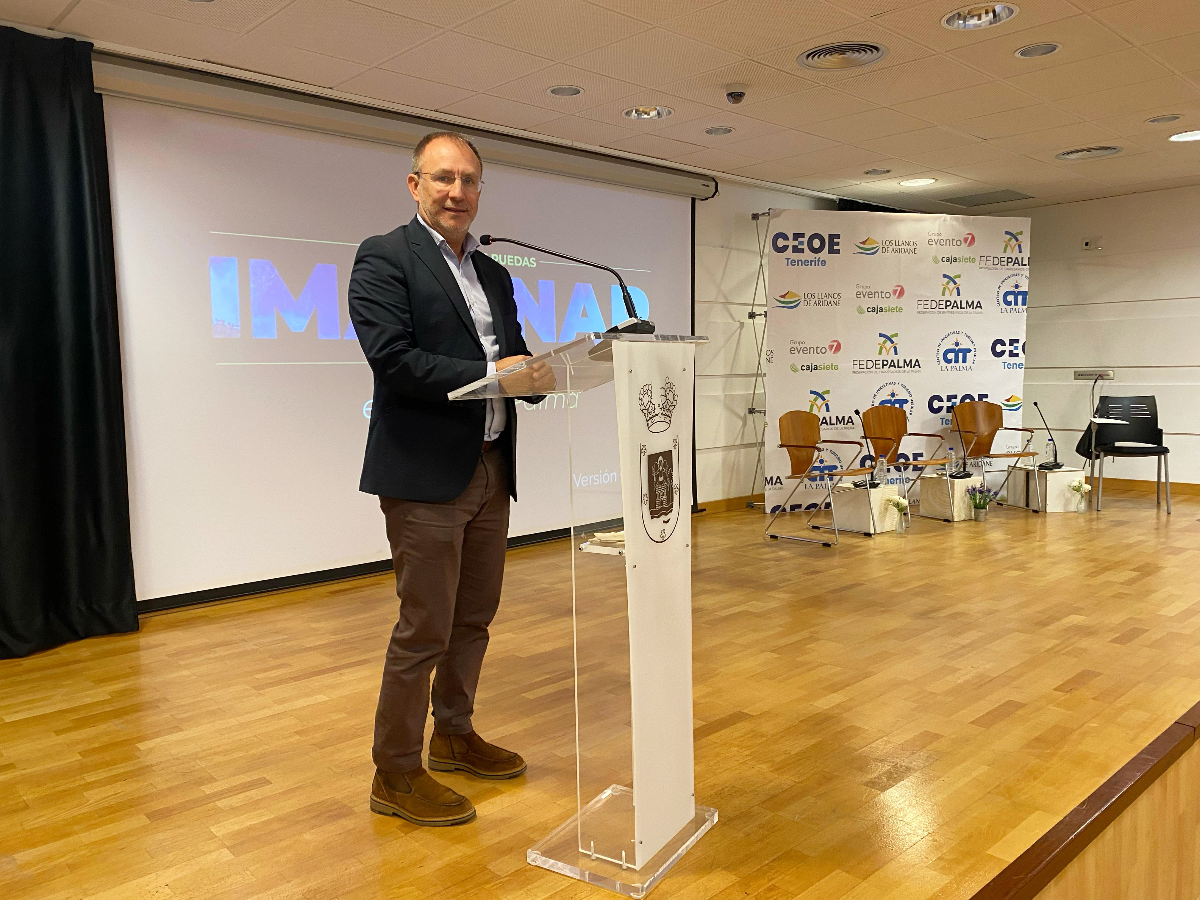 Sergio Rodríguez reafirma el apoyo a inversores “que vengan a desbloquear proyectos de 30 años”