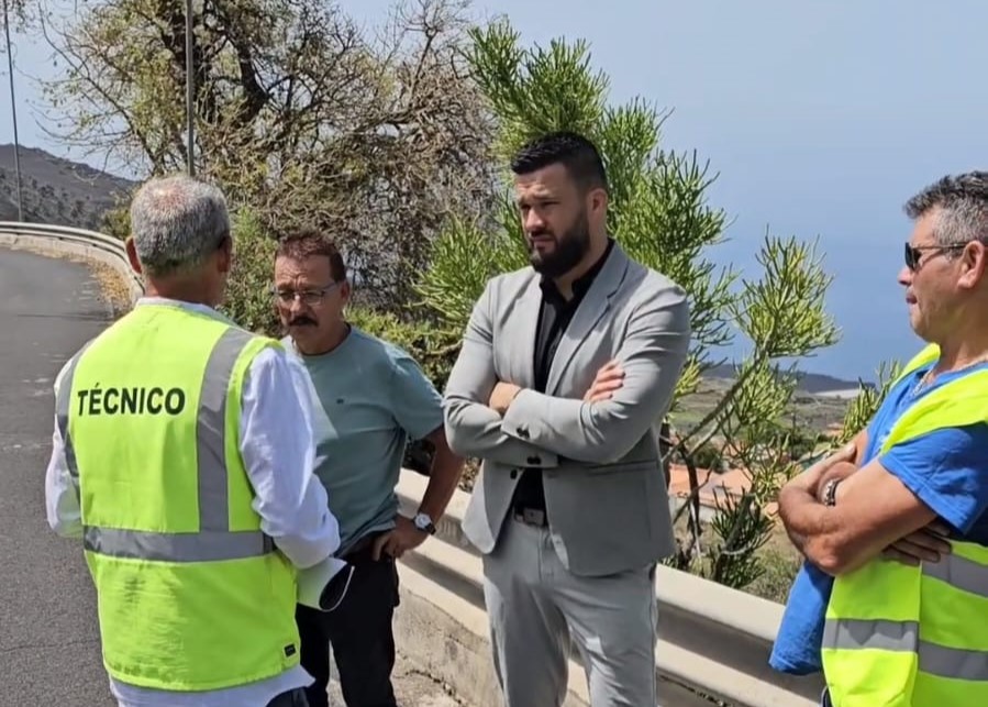El Cabildo ejecuta el ensanche de la vía de Los Quemados