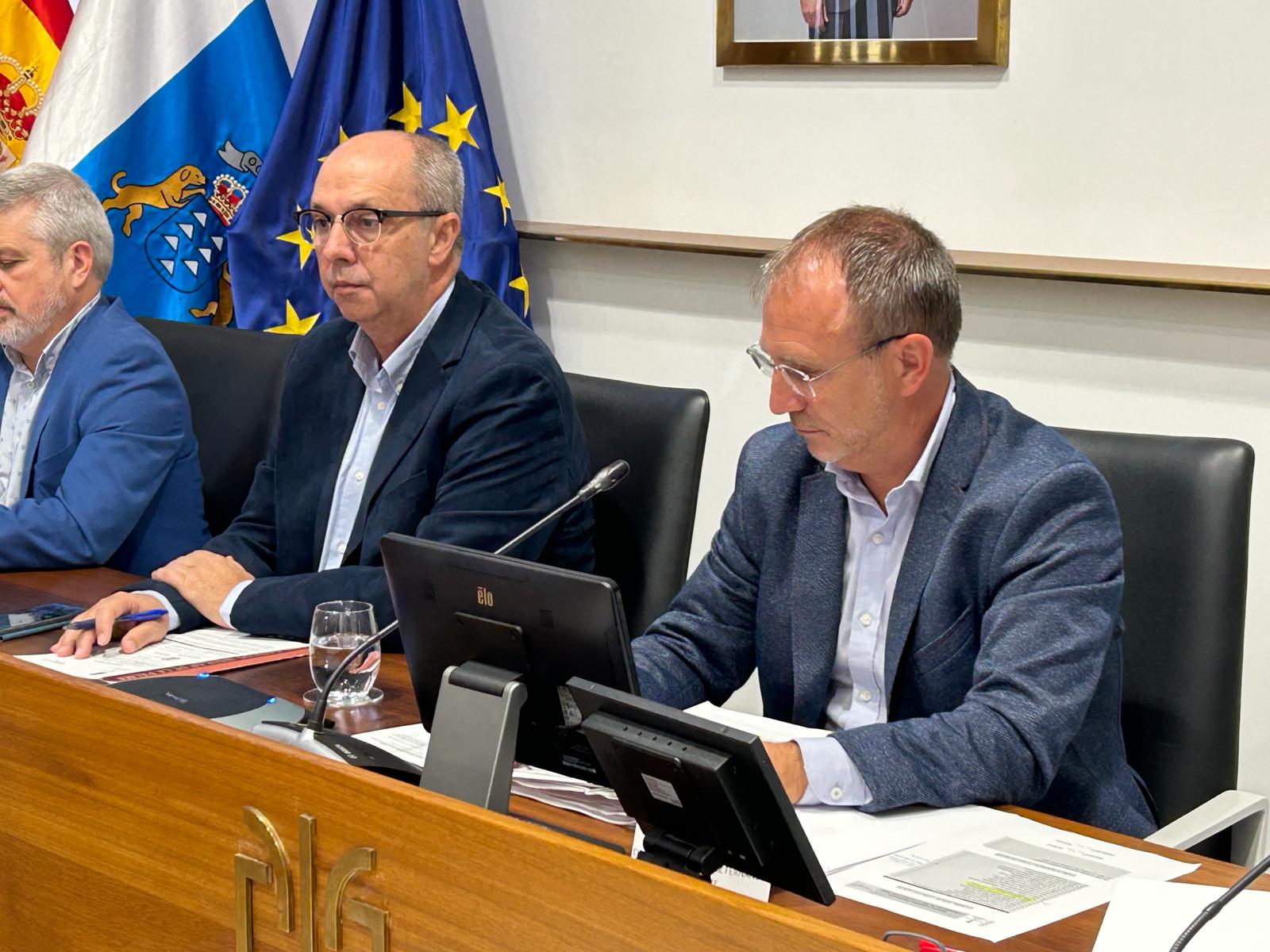 El Cabildo avanza en la instalación del bombeo en la boca oeste del túnel de trasvase hacia varios depósitos del Valle 