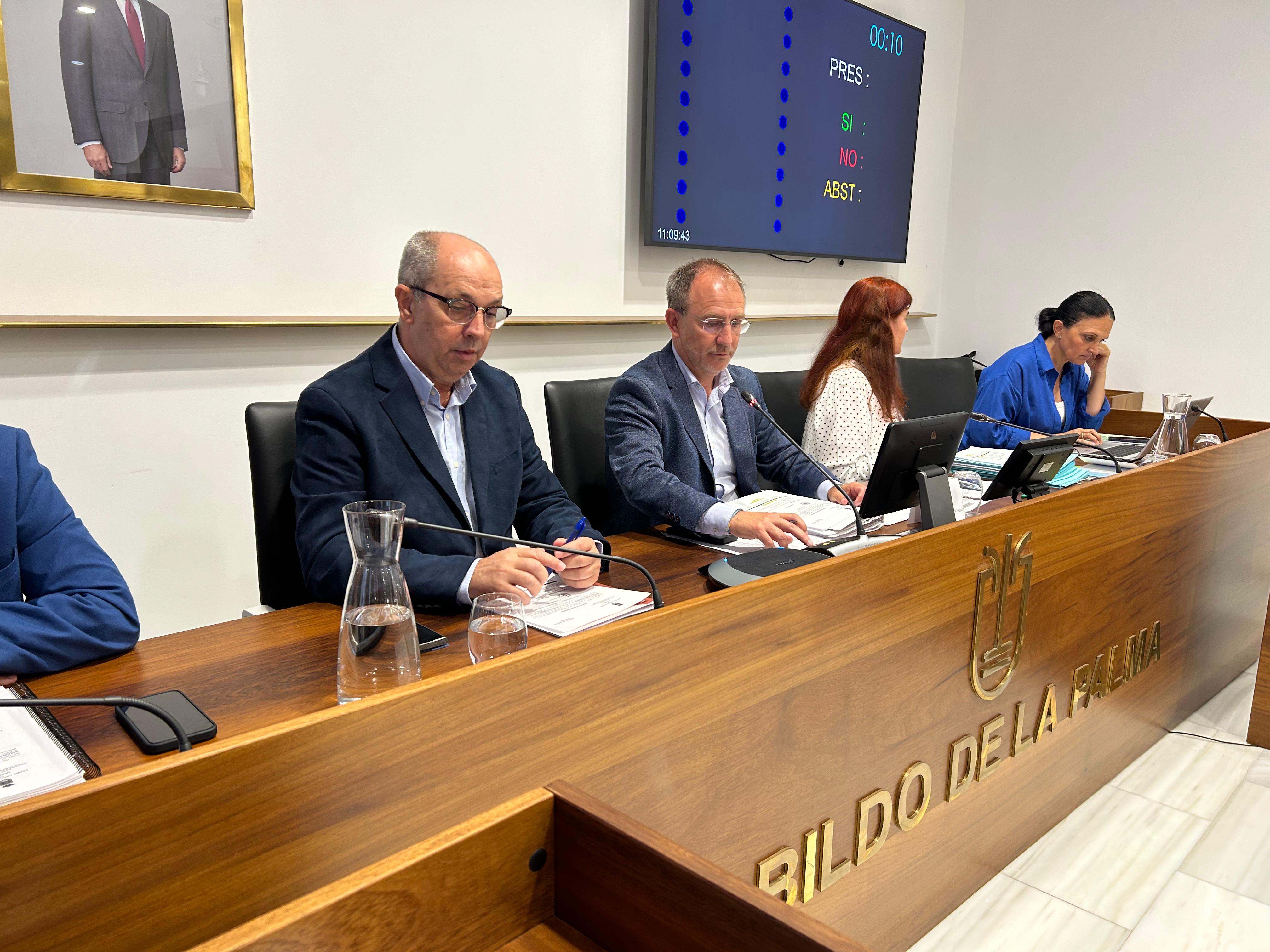 El Cabildo modifica su presupuesto para destinar 1,35 millones de euros a la redacción de proyectos para viviendas de afectados del volcán