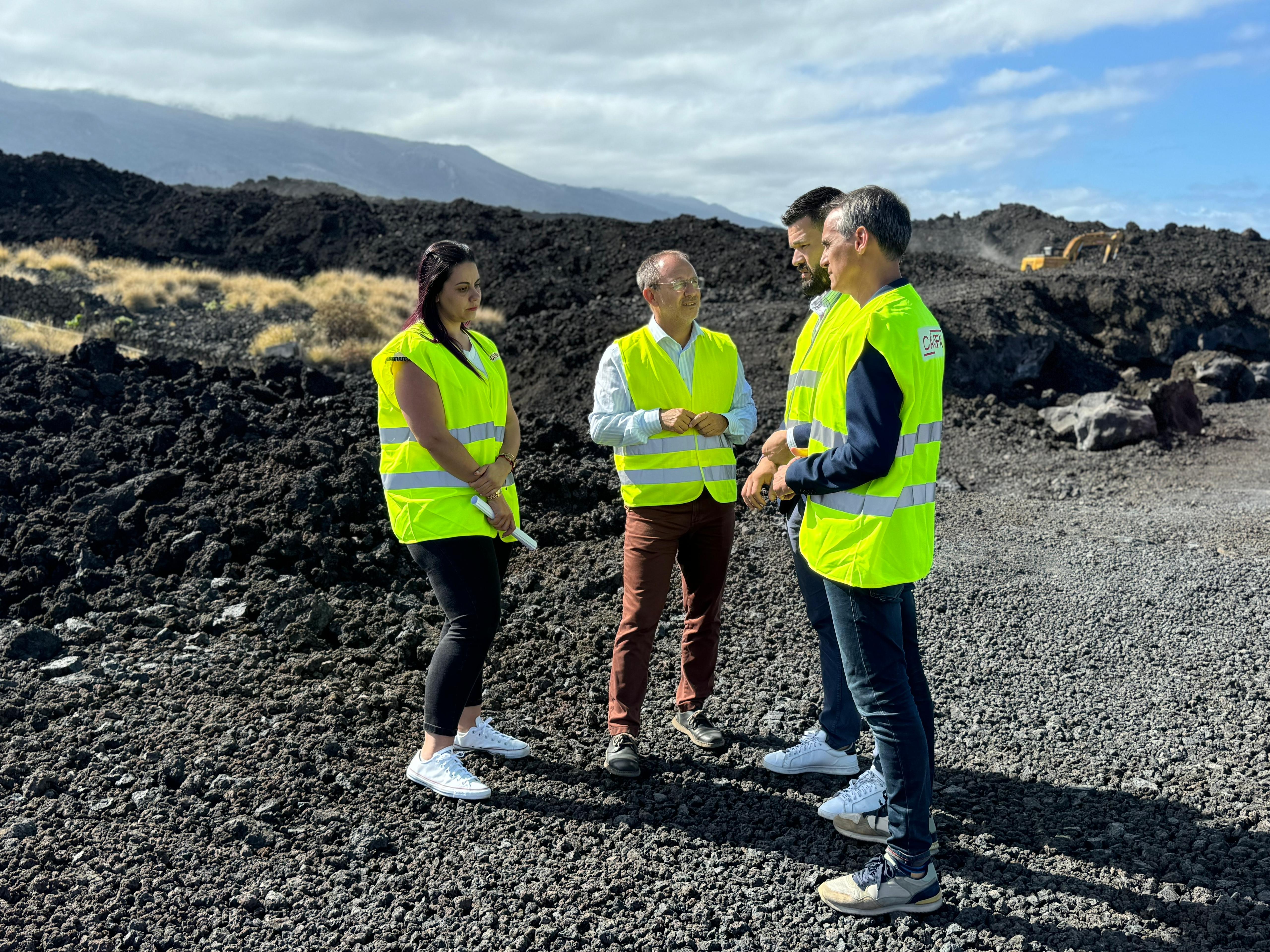 El Cabildo prosigue su trabajo de recuperación de la Isla con el inicio de los trabajos en la carretera de Todoque