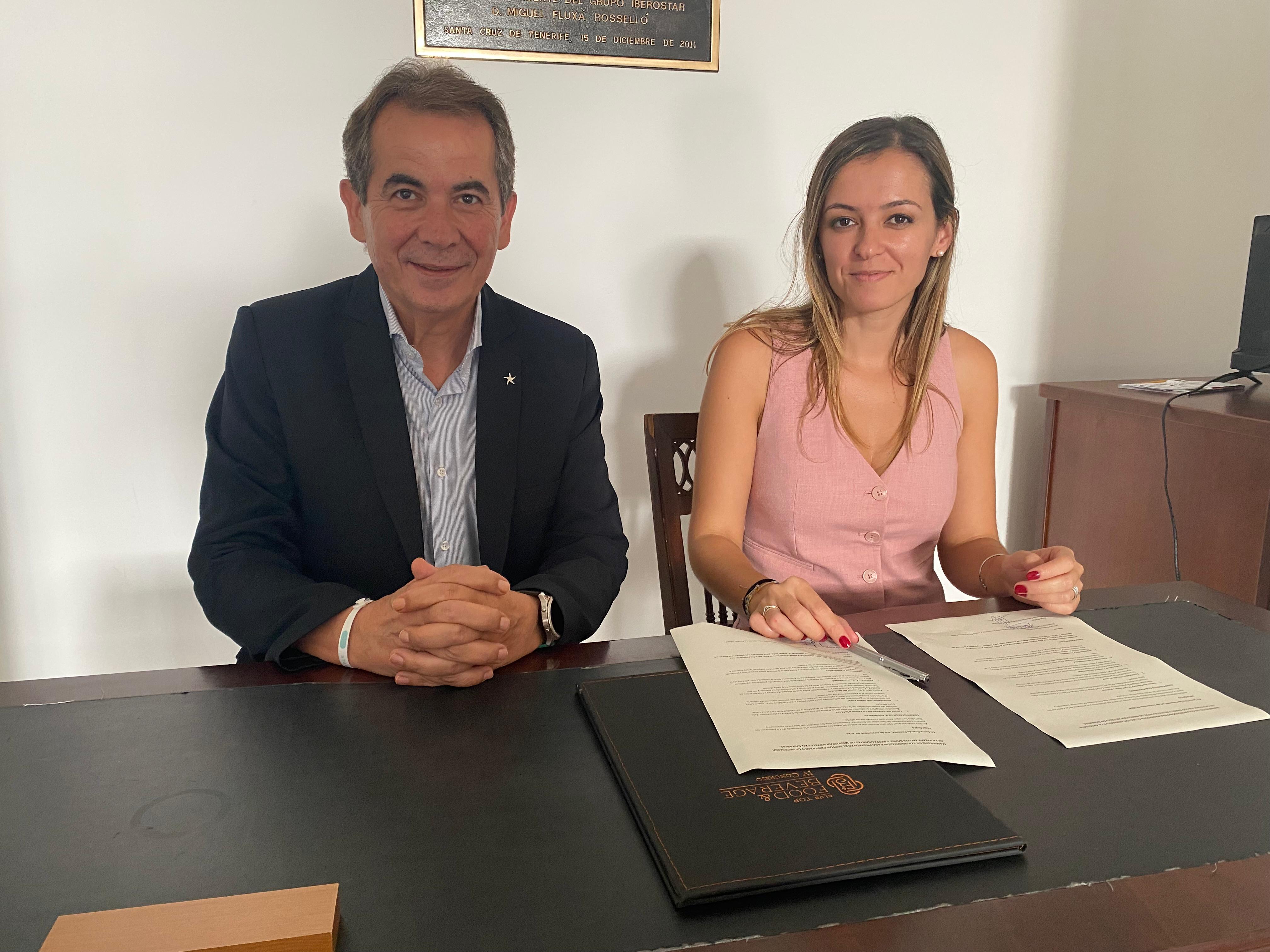El Cabildo e Iberostar sellan un acuerdo para incorporar productos locales en los hoteles de Canarias 