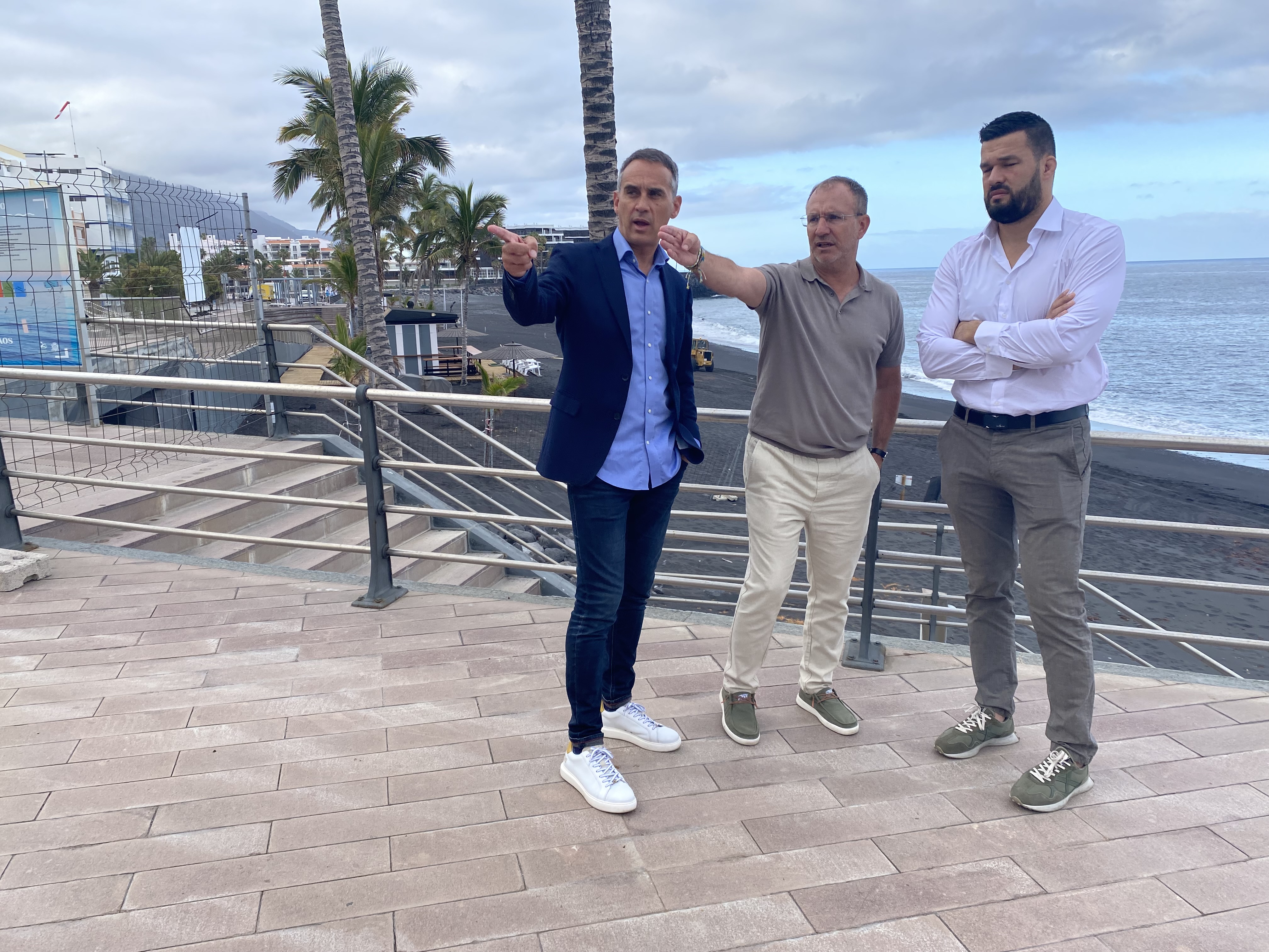 El Cabildo instala 350 nuevos sensores para seguir la apertura paulatina de espacios en Puerto Naos y La Bombilla