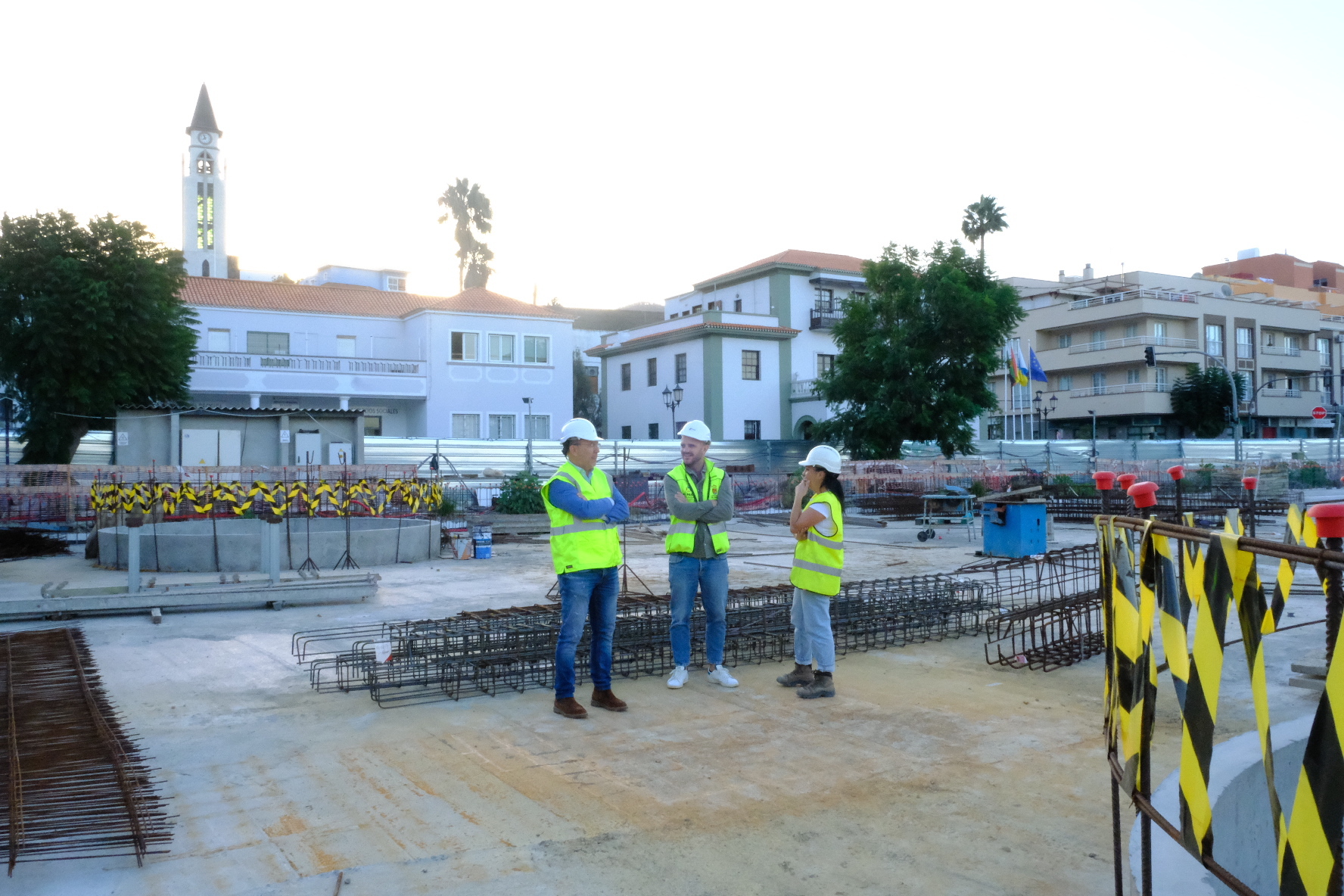 El Cabildo y Ayuntamiento de El Paso avanzan en la última fase de las obras de la Plaza Francisca de Gazmira
