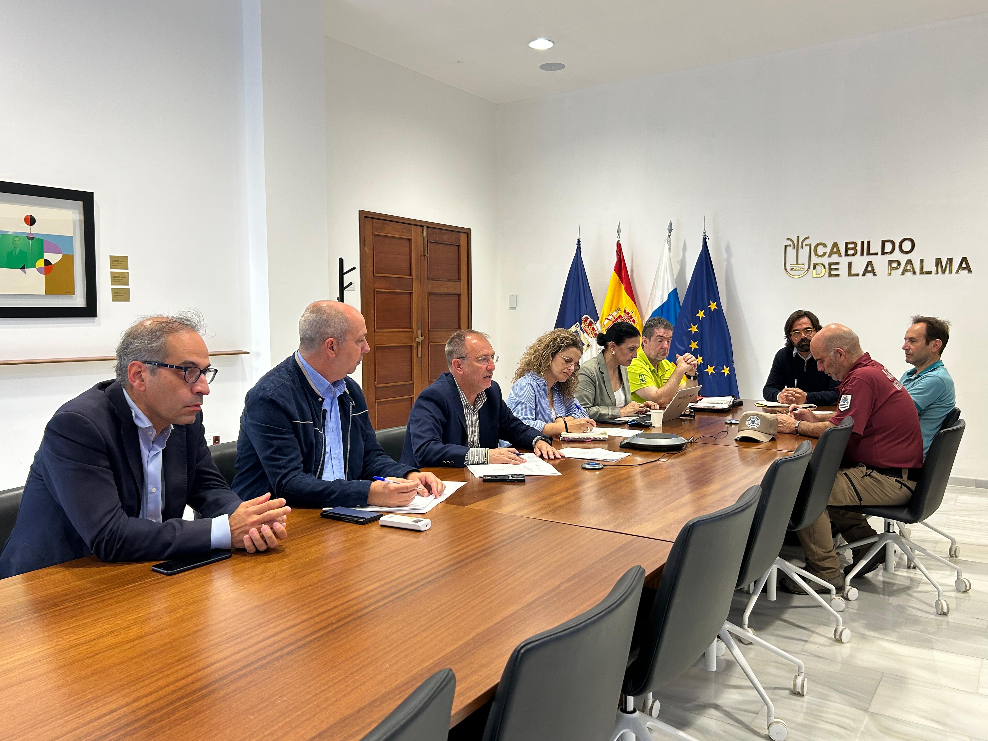 El Cabildo autoriza la apertura de un nuevo local en Puerto Naos y aumenta los medidores instalados en la zona