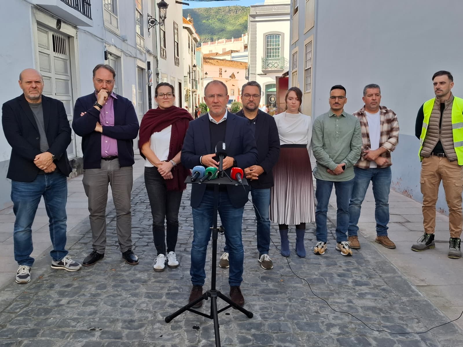 El Cabildo apuesta por espacios peatonales con la remodelación de la calle Pérez Volcán con cargo al PIDL 