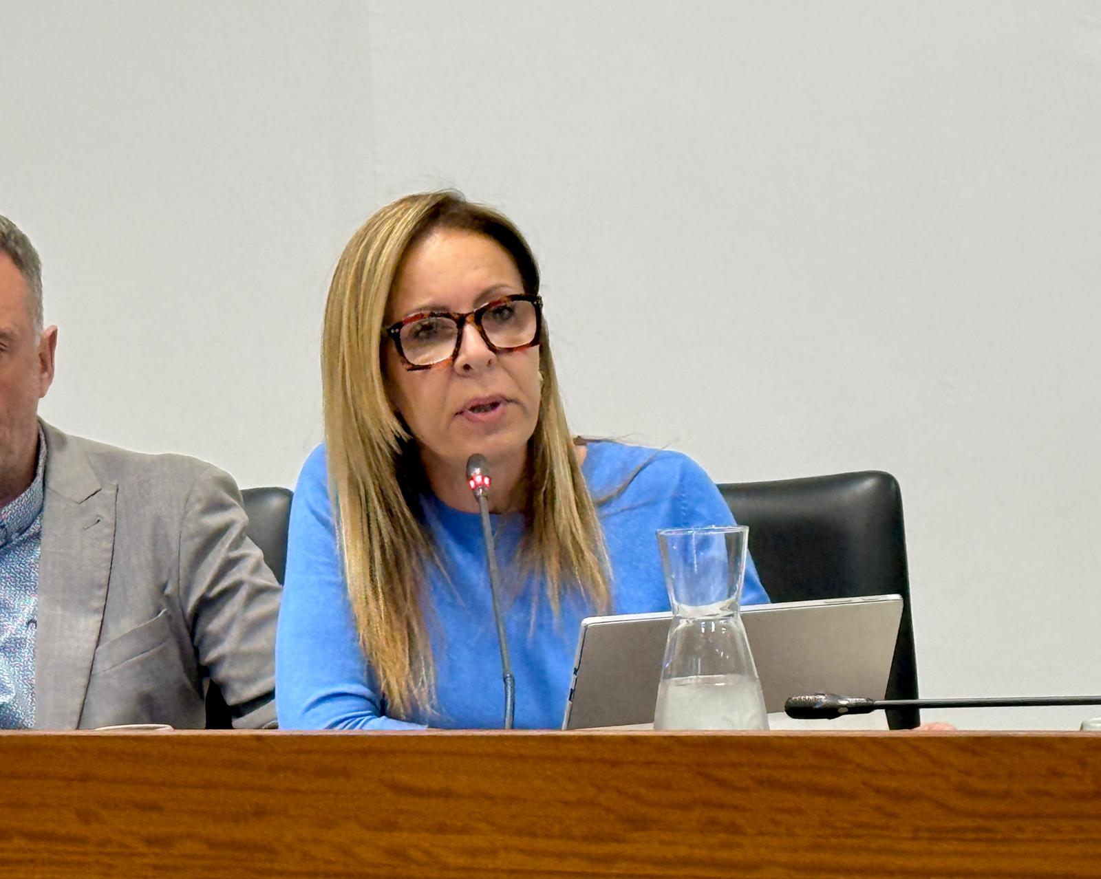 Ángeles Fernández. 