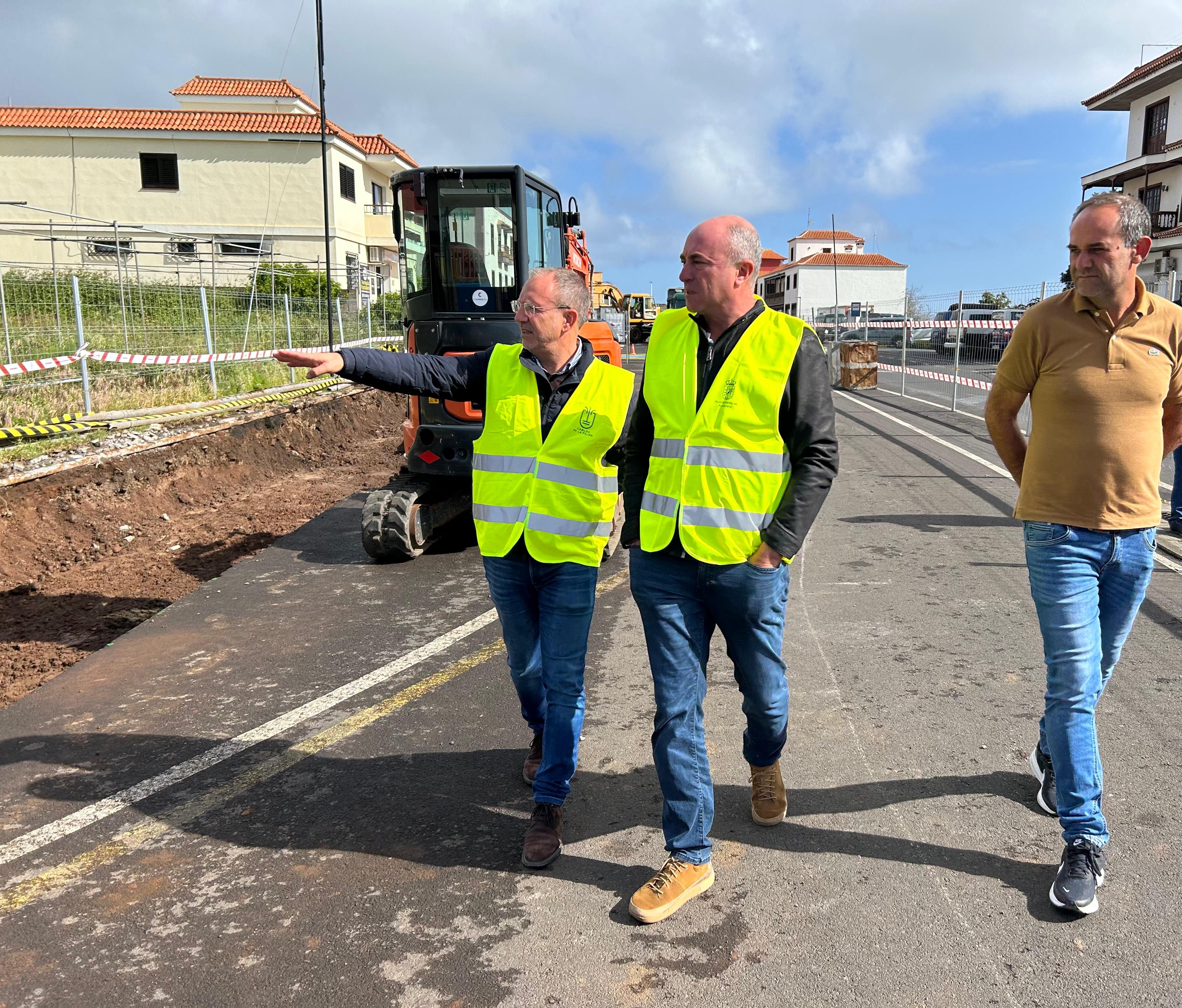 Obras en la urbanización Atabara en el municipio de Puntallana. 