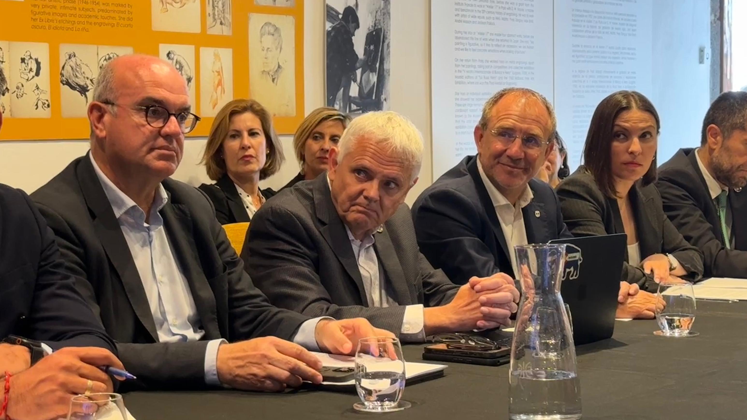 Reunión con la delegación del Banco Europeo de Inversiones (BEI) y representantes del Consorcio del Telescopio de Treinta Metros (TMT)