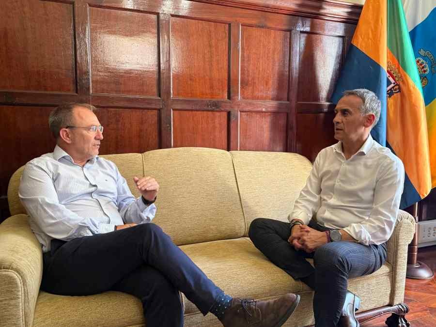 El Cabildo adjudica las obras para construir la escollera de protección de la carretera LP-213 en la entrada sur de El Remo