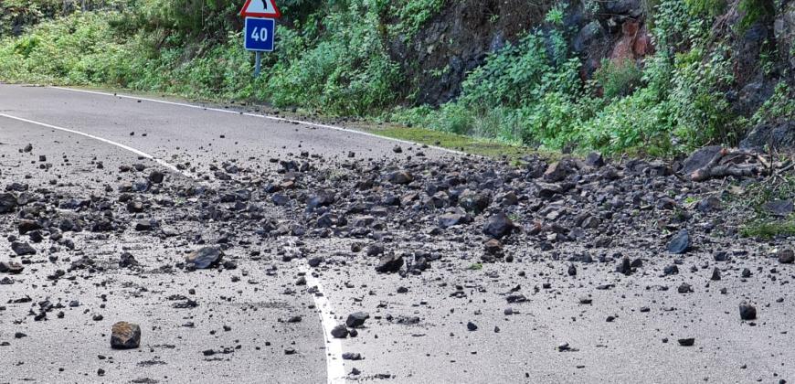 El Cabildo cierra la carretera del Norte en el tramo del barranco de Gallegos por los continuos desprendimientos en la vía