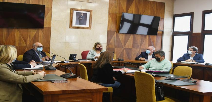 Cabildo, Gobierno y comunidades de regantes abordan las obras de regadío en La Palma del Plan de Recuperación estatal