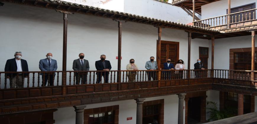 Cabildo y sector empresarial colaborarán para promocionar La Palma como destino turístico seguro