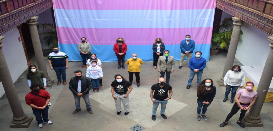 La campaña #ExigimosLaIgualdadTrans recorrerá España tras dar inicio hoy en La Palma