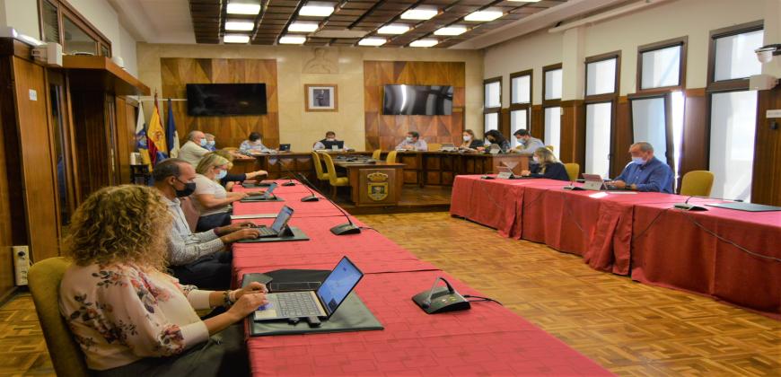 El Cabildo destinará 300.000 euros a subvencionar instalaciones de placas solares en viviendas de particulares