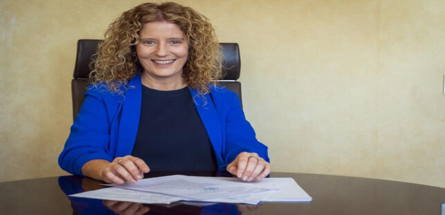 El Cabildo entrega las donaciones a un millar de familias y salvaguarda enseres de más de 250 hogares afectados por el volcán