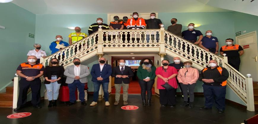 El Cabildo reconoce la labor de voluntarios de protección civil de La Palma durante la emergencia volcánica 