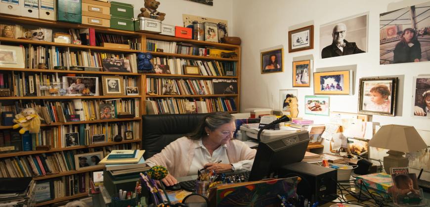 Elsa López dona su archivo personal al Archivo General de La Palma