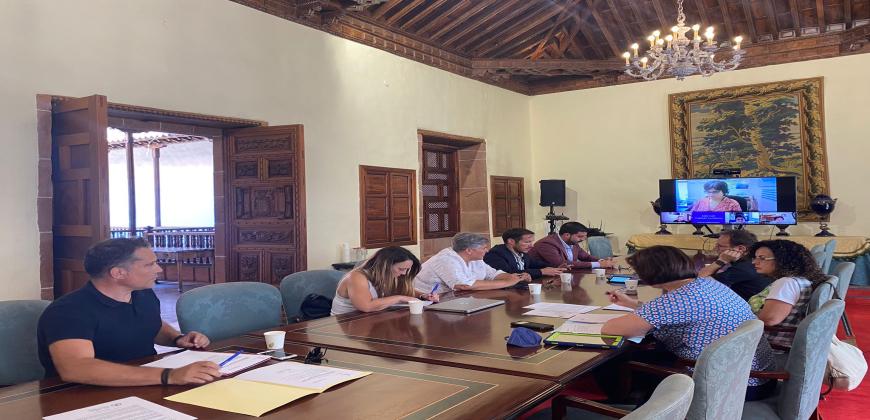 El Cabildo amplía el perímetro de acceso en Los Lajones, en Puerto Naos