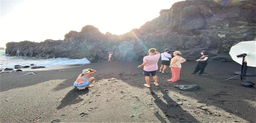 La revista especializada en moda y tendencias Woman visita La Palma de la mano de Sodepal para promocionar el diseño de la Isla