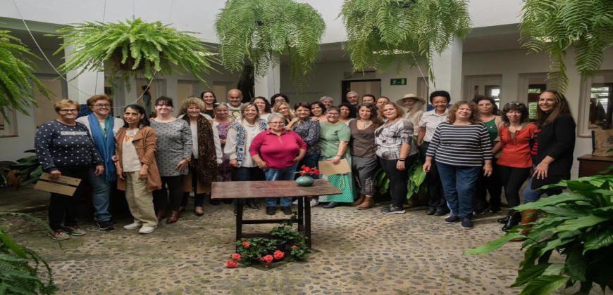 El Cabildo mantendrá en 2023 los cursos de la Escuela Insular de Artesanía tras la buena acogida de la primera edición