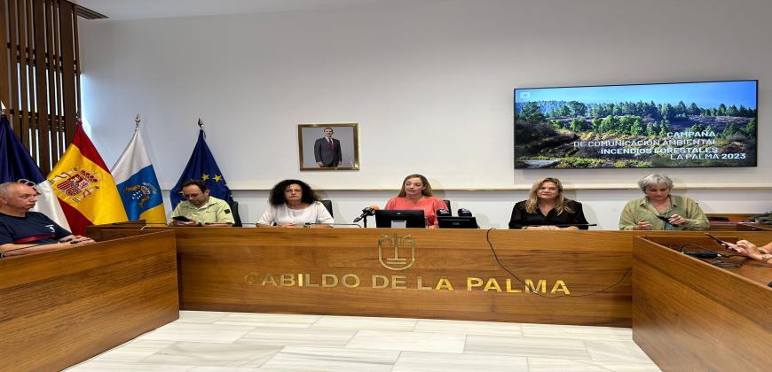 La Palma pone en marcha el programa de concienciación de la campaña contra incendios de este año bajo el lema ‘Porque la quieres, ni un descuido’