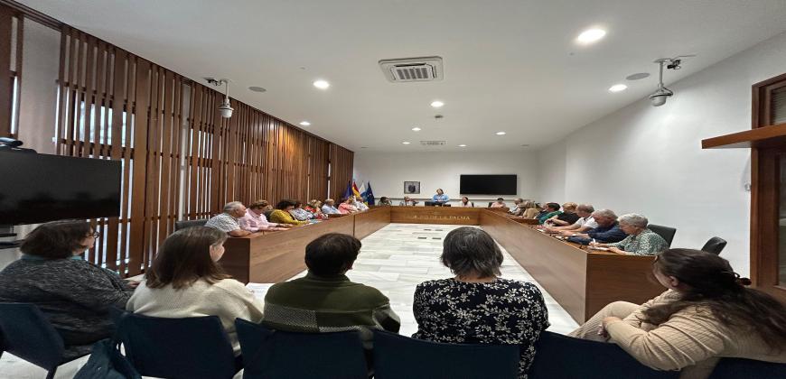 El Cabildo retoma la escucha de las asociaciones de mayores para trabajar conjuntamente en un calendario insular de actividades 