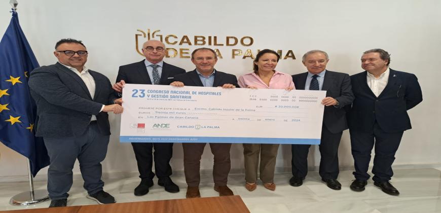 El Cabildo de La Palma recibe una donación de 30.000 destinada a mejorar la salud mental 