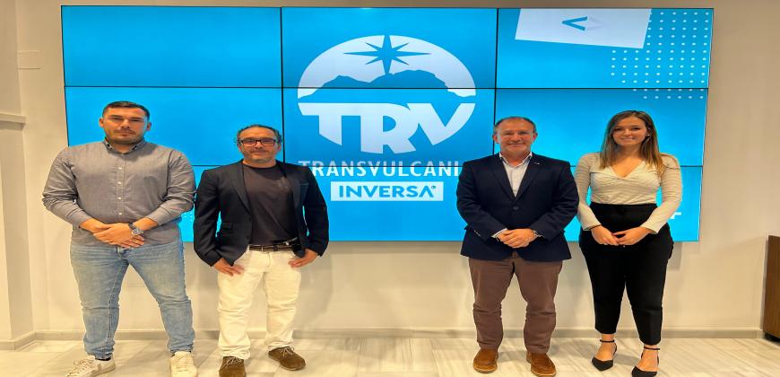 Pau Capell, Almudena Cid, Enrique Alex y Javier Santaolalla participarán en la Transvulcania Inversa
