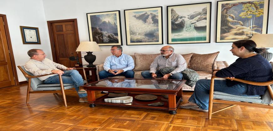 El Cabildo y la Asociación Casco Histórico trabajan para mejorar el comercio local en Santa Cruz de La Palma
